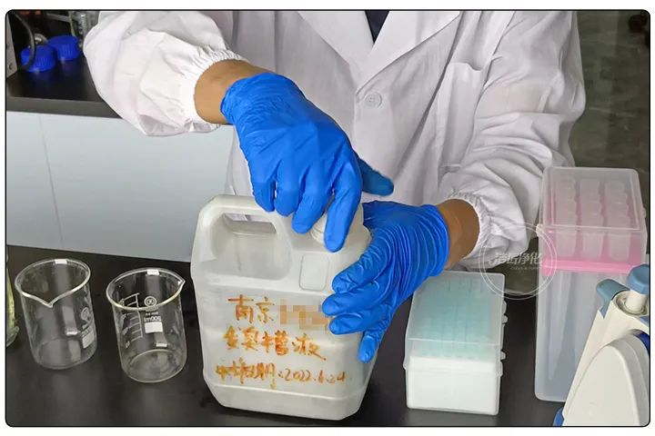 潔匠凈化·的凈工業(yè)除臭劑_切削液變質(zhì)、發(fā)臭，車間異味污染大，除臭劑該怎么選？