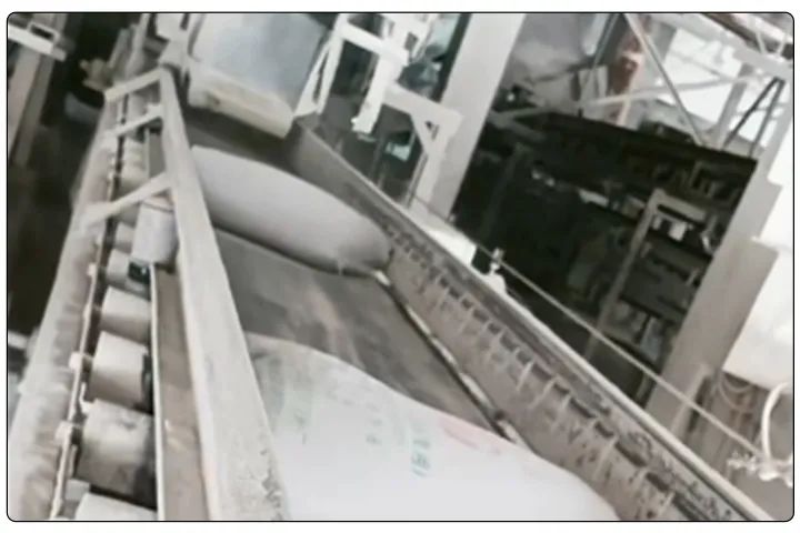 潔匠凈化水泥廠安裝高壓噴霧設(shè)備實(shí)現(xiàn)除臭 潔匠凈化水泥廠安裝高壓噴霧設(shè)備實(shí)現(xiàn)除臭