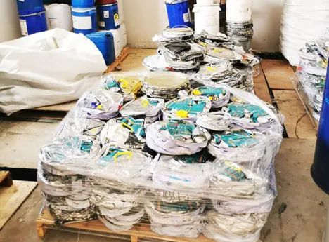 潔匠凈化·的凈工業(yè)除臭劑_危廢污水有多臭？潔匠凈化30秒快速除臭看得見！